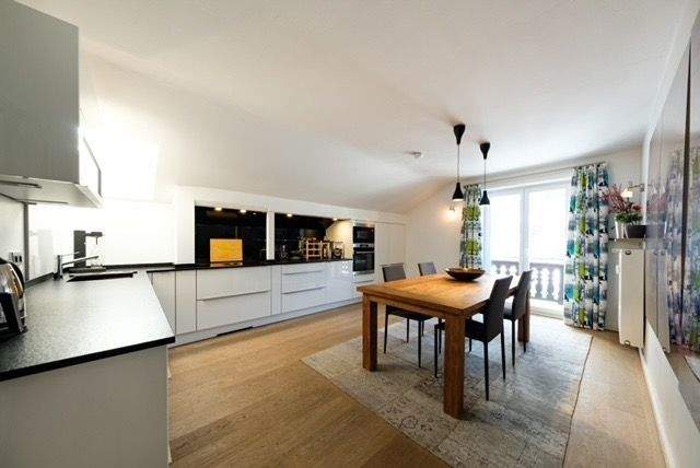 Helle, möblierte 4-Zimmer-Dachgeschosswohnung in Seenähe 4 zimmer