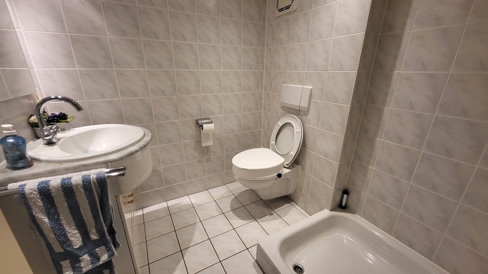 Wieder verfügbar! RMH mit Garage, 2 Balkonen, Garten und Terrasse - Reihenmittelhaus Wiesbaden Klarenthal | Angebot:25972229