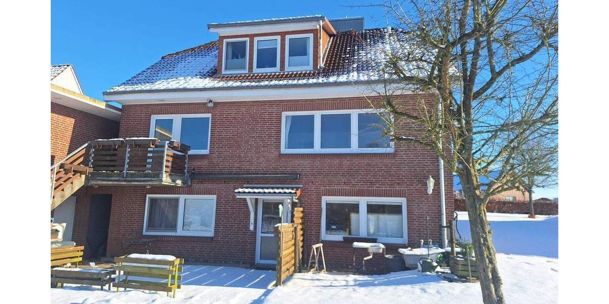 Mehrfamilienhaus, Wohnhaus Wakendorf I - 4 Zimmer, 130 m&sup2;, 1.100&euro; | Angebot:25288920