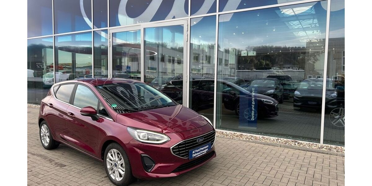 Ford Fiesta 27.330 km 17.990 &euro; Hennef (Sieg) 53773