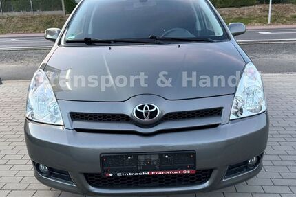 Toyota Corolla Verso 99.000 km 4.900 &euro; Gelnhausen-Roth 63571