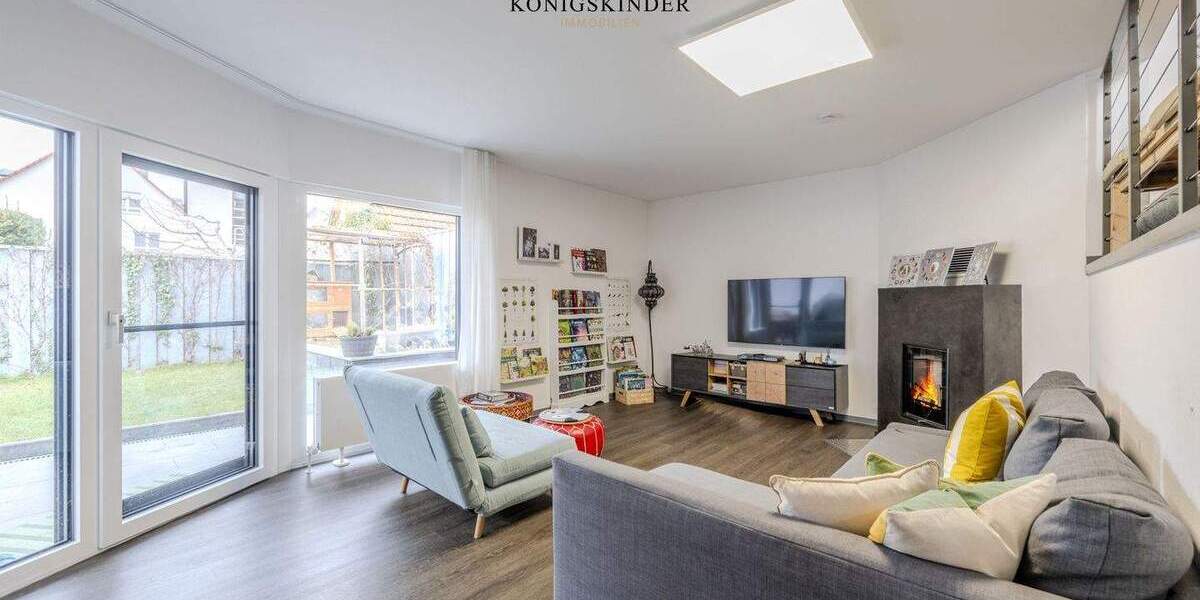 Komplett kernsaniertes REH als außergewöhnliches Split-Level-Architektenhaus in ruhiger Ortsrandlage 7 zimmer
