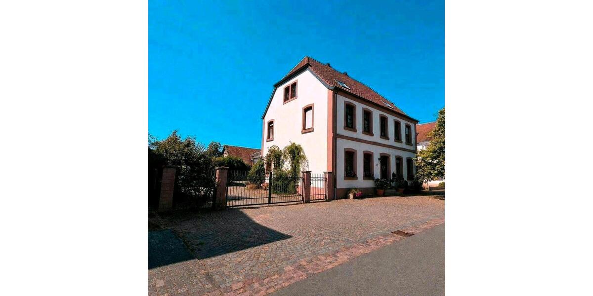 Bauernhaus, Landhaus Battweiler - 7 Zimmer, 350 m&sup2;, 420.000&euro; | Angebot:27254947