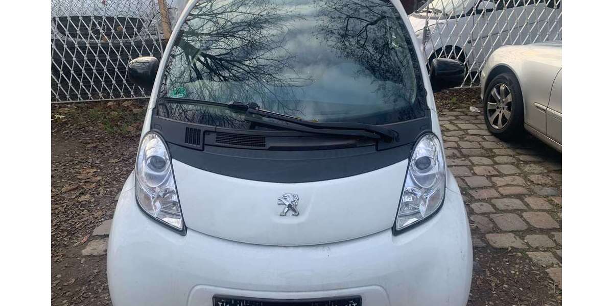 Peugeot iOn 72.000 km 4.999 &euro; Berlin 10829