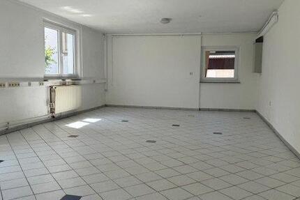 Gewerbeobjekt Singen (Hohentwiel) - 1.680&euro; | Angebot:26250985