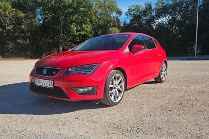 Seat Leon 121.500 km 10.700 € Dunaújváros 02400