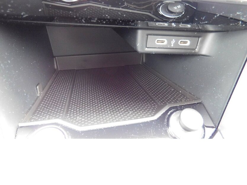 VW T-Roc 1.0 Life TSI BMT Navi Klima Alu 3.100 km 23.990 € Vordorf 38533
