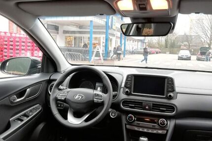 Hyundai KONA 44.000 km 19.400 &euro; Grasberg 28879