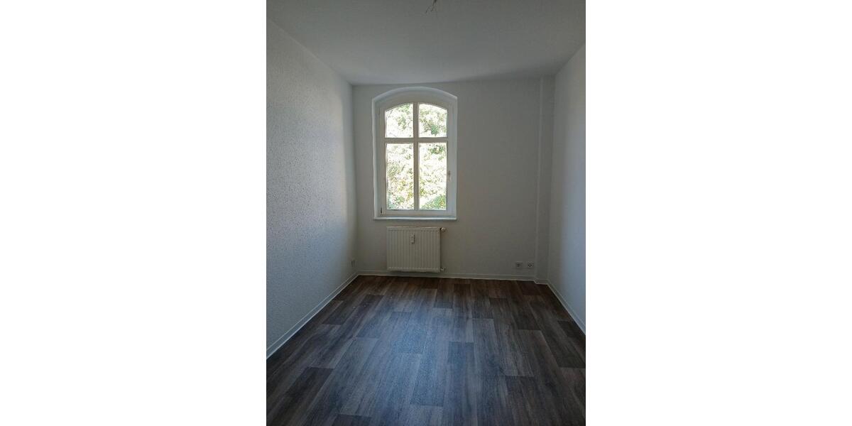 Etagenwohnung Weißwasser (Oberlausitz) - 4 Zimmer, 86 m&sup2;, 535&euro; | Angebot:25717012