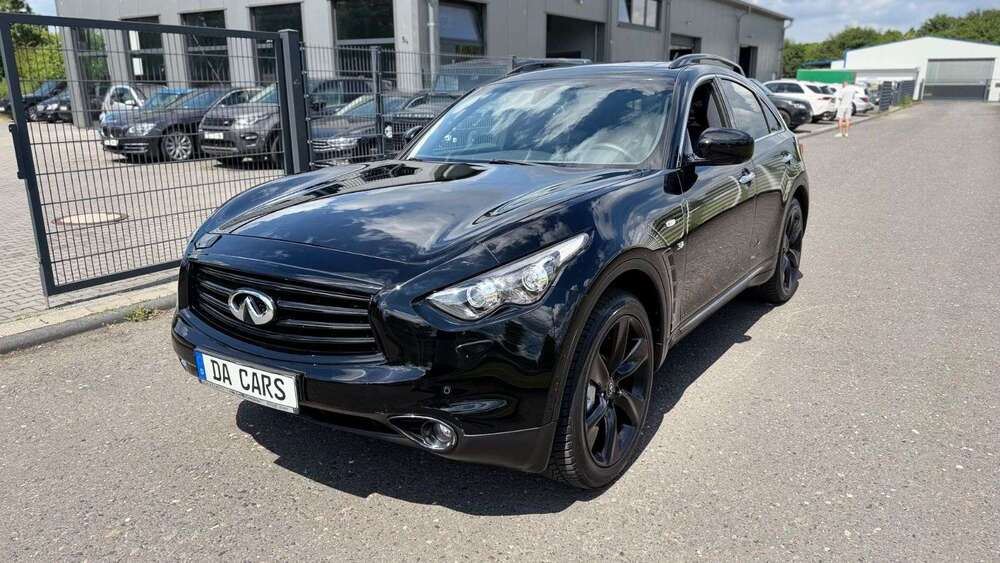 INFINITI QX70 159.000 km 15.900 &euro; Troisdorf 53842