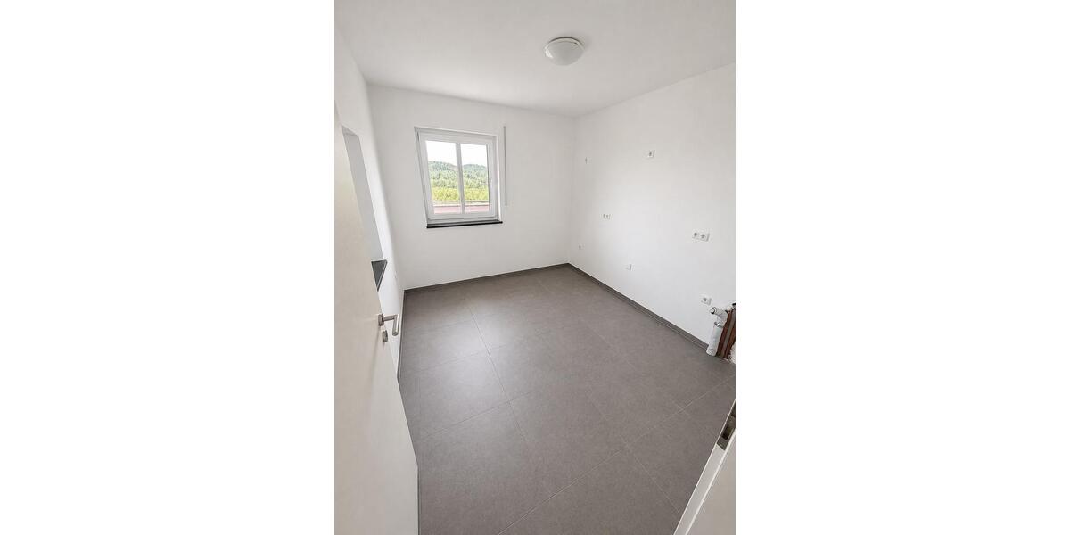 Einfamilienhaus Deggendorf - 2 Zimmer, 70 m&sup2;, 850&euro; | Angebot:26703612