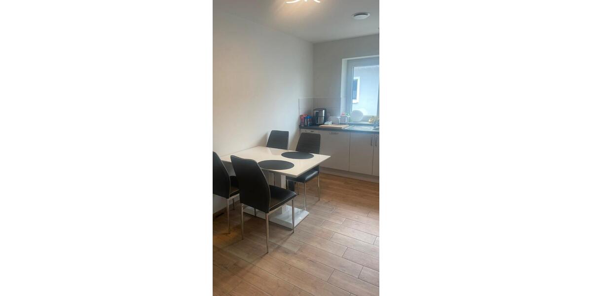 Etagenwohnung Brokstedt - 3 Zimmer, 75 m&sup2;, 975&euro; | Angebot:26402971