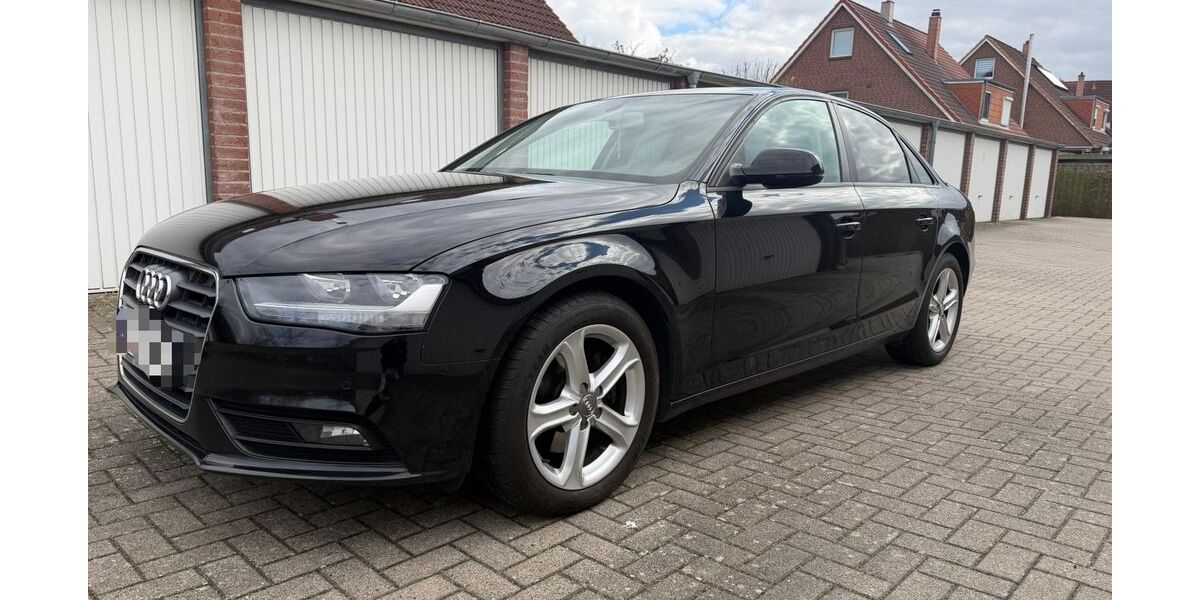 Audi A4 221.000 km 9.900 &euro; Lübeck 23554