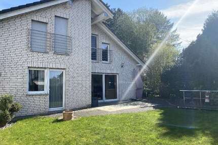 Haus zum Kaufen in Hagen-Garenfeld 719.000 € 250 m²