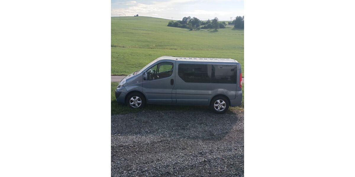 Opel Vivaro 270.000 km 5.900 &euro; Isny 88316
