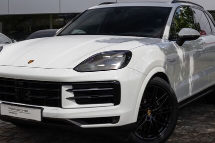 Porsche Cayenne 12.800 km 92.990 € Nürnberg 90425