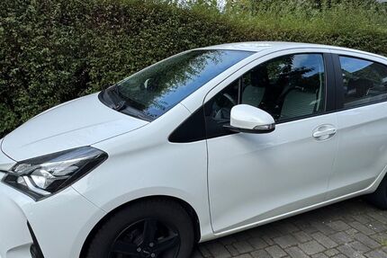 Toyota Yaris 104.207 km 7.950 € Zeuthen 15738