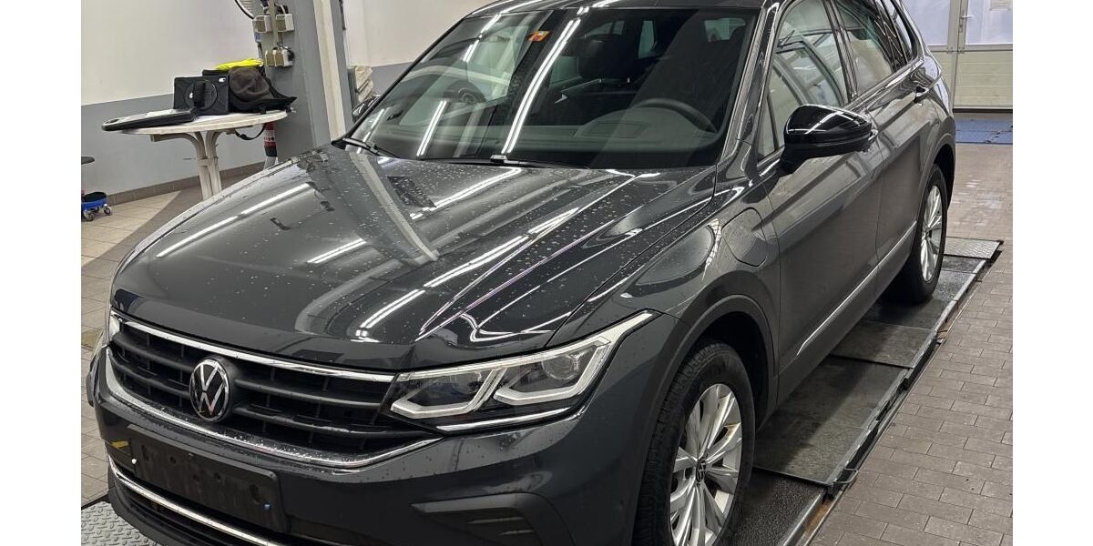 VW Tiguan 69.950 km 25.990 &euro; Goslar 38640