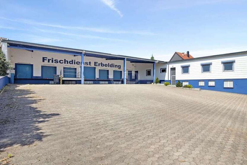 Halle in Kirkel 750.000 € 342 m²