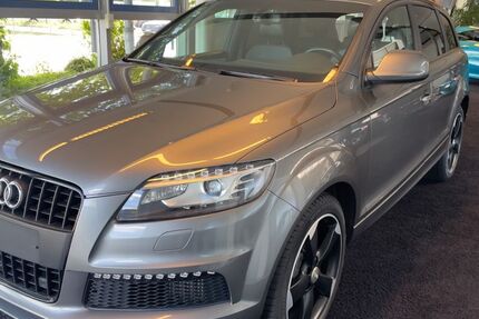 Audi Q7 282.840 km 13.900 &euro; Dresden 01187