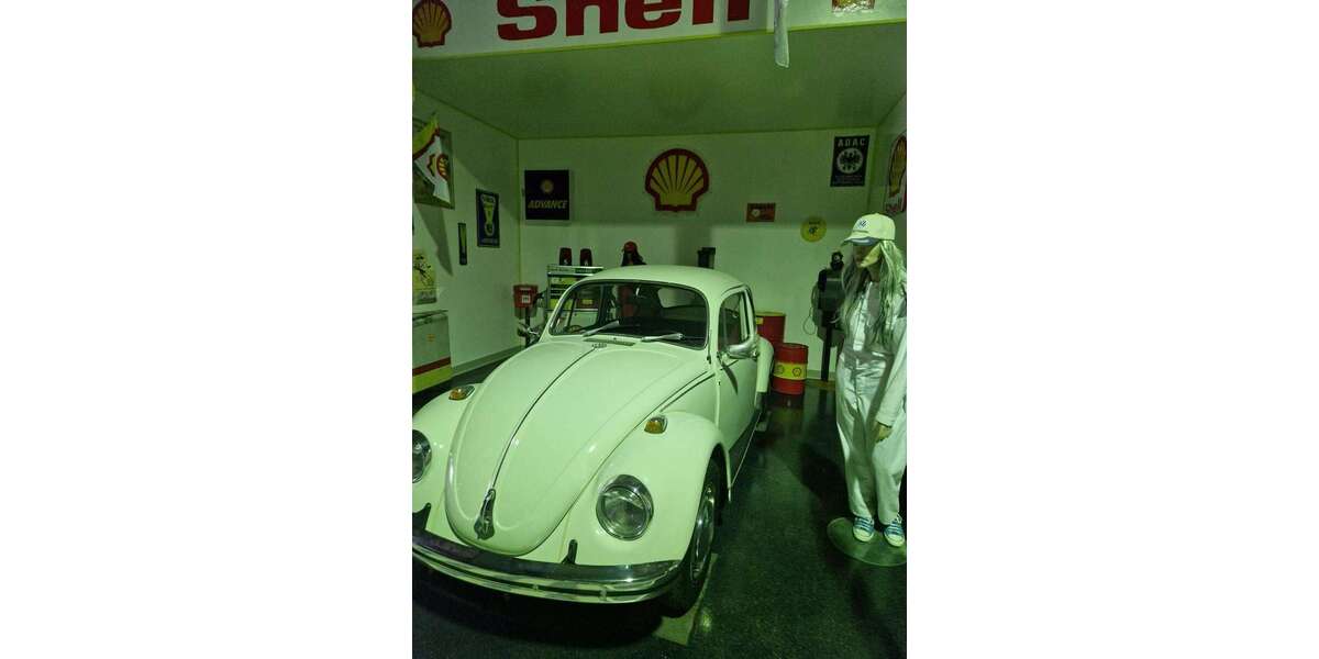 VW Käfer 100.933 km 15.500 &euro; Heimbach 52396