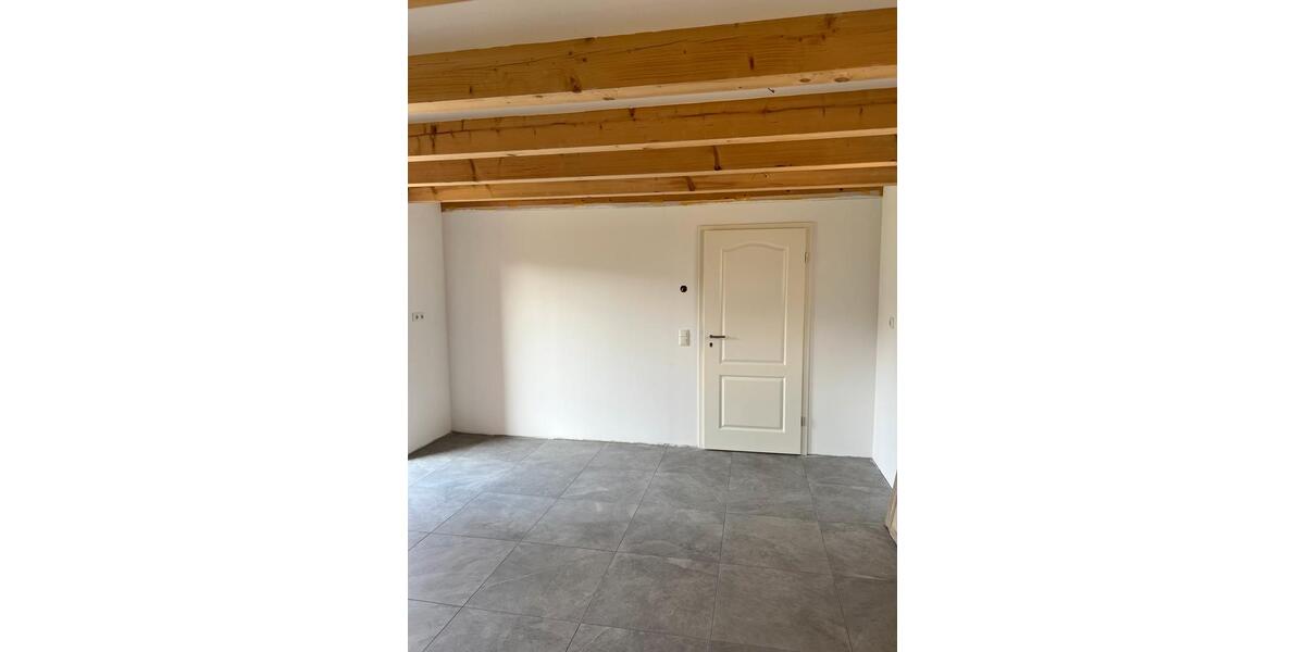 Einfamilienhaus Wolmirstedt - 2 Zimmer, 90 m&sup2;, 980&euro; | Angebot:26013404