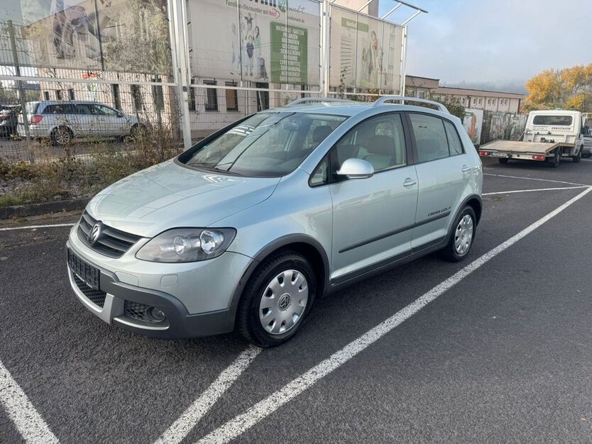 VW Golf 126.000 km 5.500 € Diez 65582