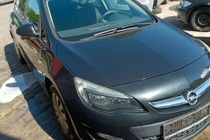 Opel Astra 153.000 km 1.750 &euro; Reichenbach im Vogtland 08468