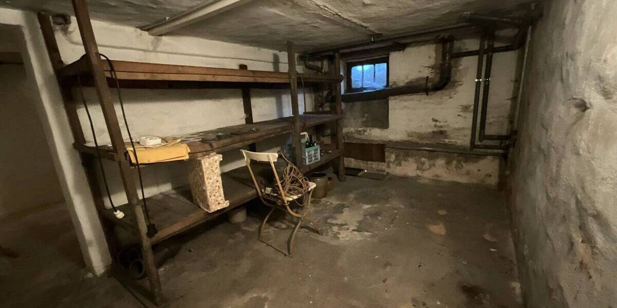 DHH zwischen Uni und neuem Bahnwerk in absolut ruhiger Lage 7 zimmer