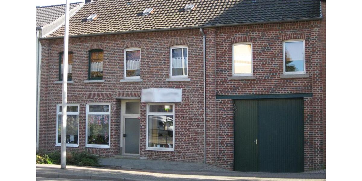 Geschäfts Mehrfamilienhaus in Jüchen, Zentrum zu verkaufen 22 zimmer