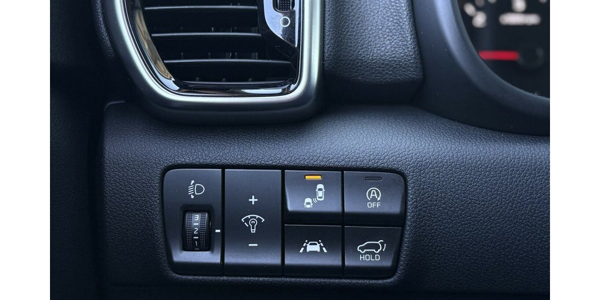 Kia Sportage Platinum Edition 4WD 360°/JBL/ACC/NAVI 77.030 km 21.800 &euro; Villingen-Schwenningen 78054