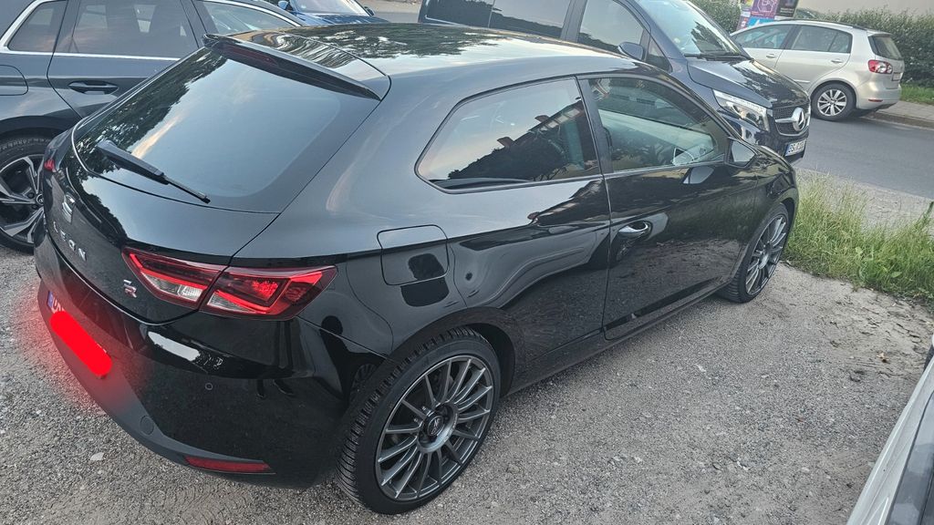 Seat Leon 93.000 km 11.700 &euro; Braunschweig 38126