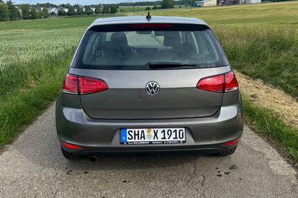 VW Golf 194.000 km 8.300 &euro; Blaufelden 74572