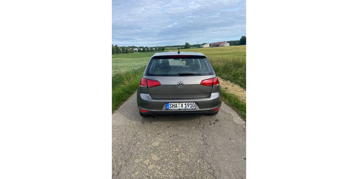 VW Golf 194.000 km 8.300 &euro; Blaufelden 74572
