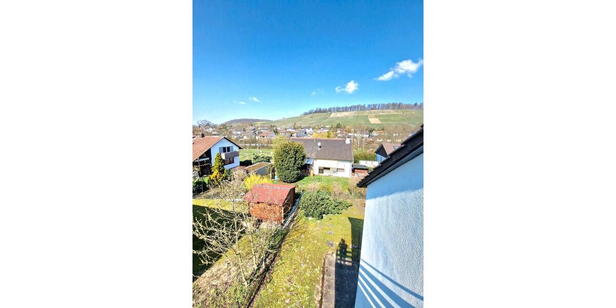 Dachgeschoßwohnung Obersulm - 3 Zimmer, 65 m&sup2;, 900&euro; | Angebot:25843640