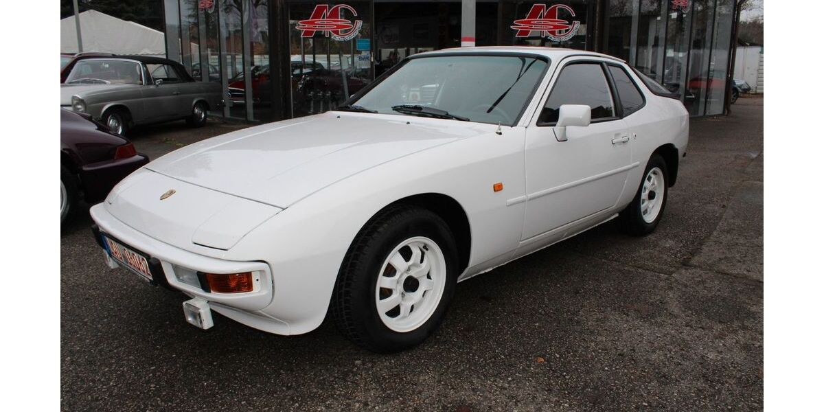 Porsche 924 123.000 km 25.900 &euro; Nürnberg 90475