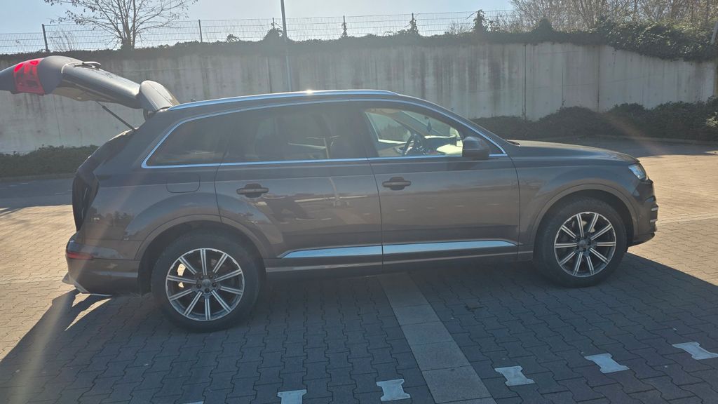 Audi Q7 159.900 km 39.000 &euro; Westerkappeln 49492