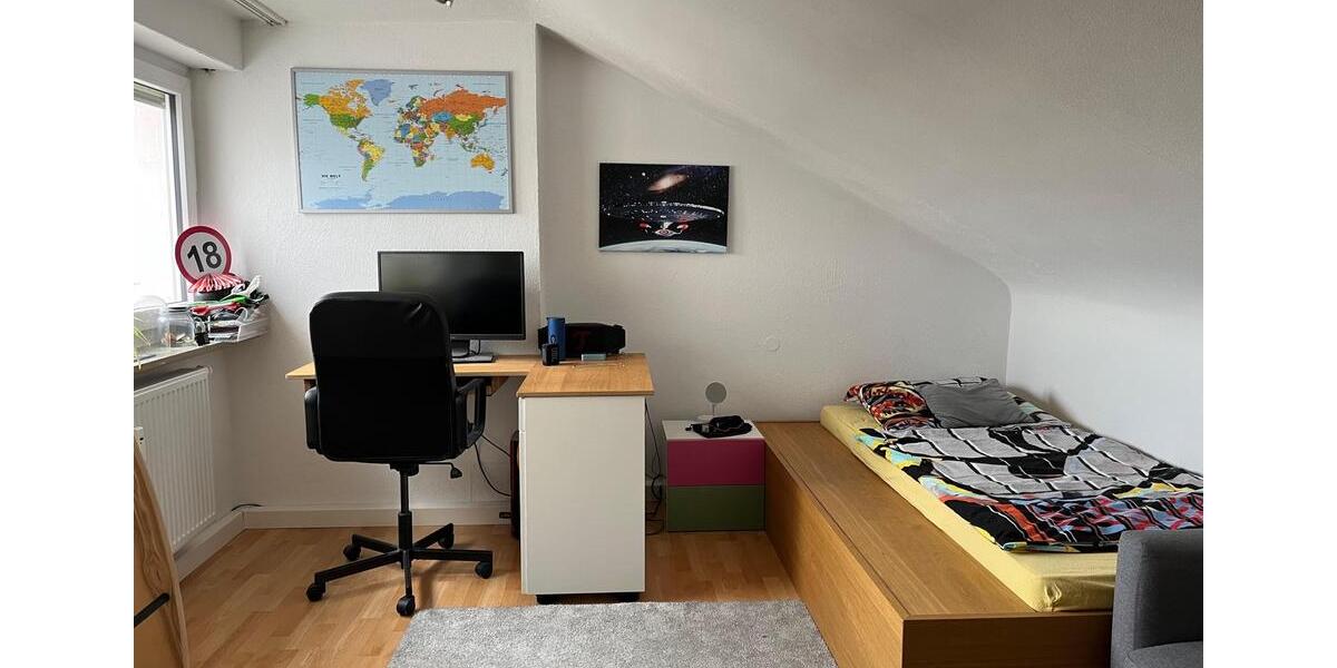 Einfamilienhaus Uhingen - 8 Zimmer, 200 m&sup2;, 1.850&euro; | Angebot:24753996