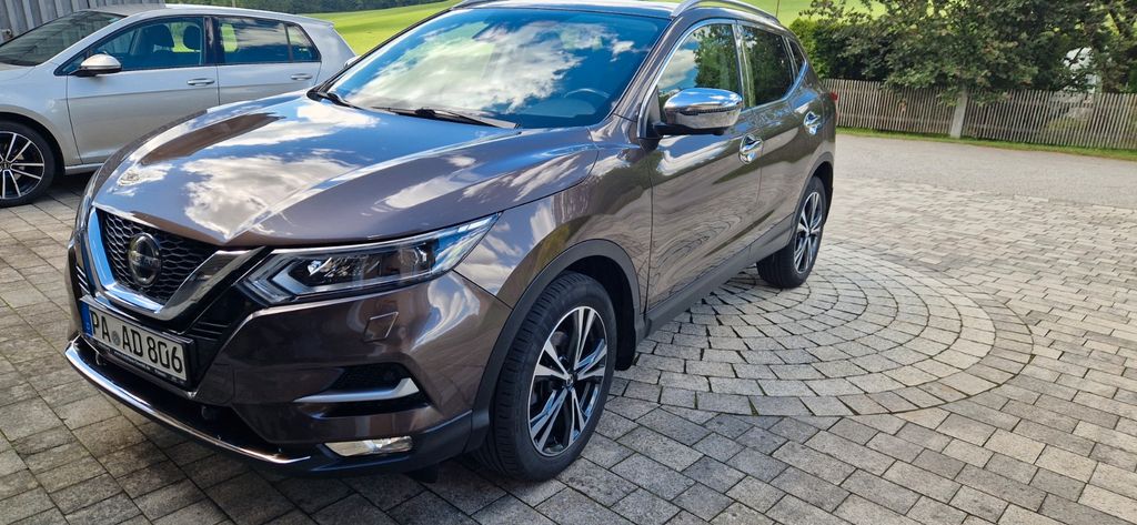 Nissan Qashqai 64.500 km 17.500 &euro; Sonnen 94164