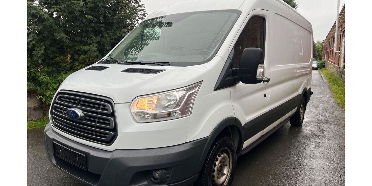 Ford Transit 123.000 km 13.500 &euro; Werdau 08412