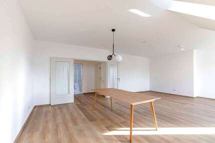 Wohnung zum Kaufen in Hannover 280.000 € 116.61 m²