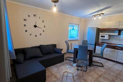 Gemütlicher Bungalow in ruhiger Lage zu vermieten — 700€ warm zimmer