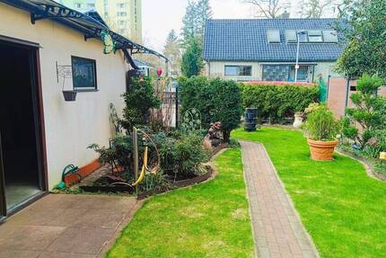 Haus Berlin Spandau - 6 Zimmer, 135 m&sup2;, 500.000&euro; | Angebot:26875779