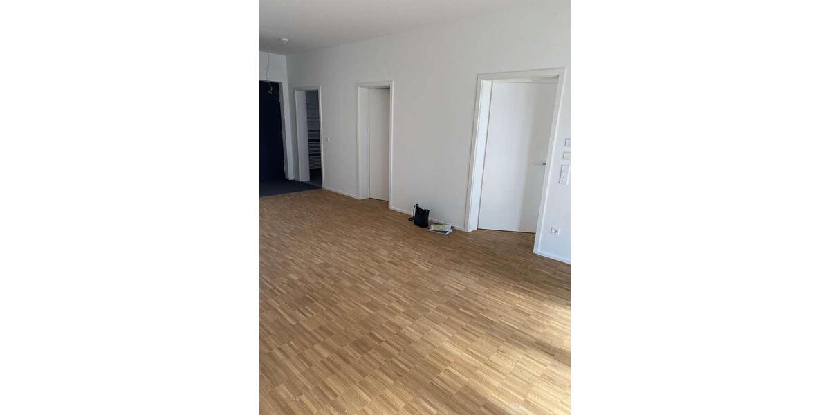 Erdgeschoßwohnung Pfullingen - 2 Zimmer, 66 m&sup2;, 950&euro; | Angebot:26670364