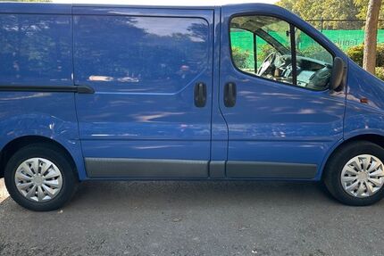 Opel Vivaro 188.300 km 4.199 € Bremen 28329