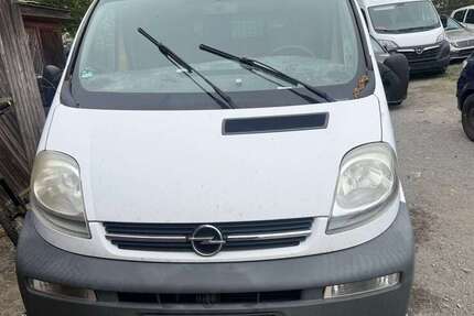 Opel Vivaro 195.320 km 1.190 &euro; Kaiserslautern 67663