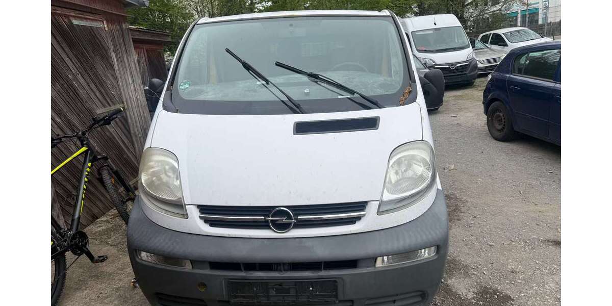 Opel Vivaro 195.320 km 1.190 &euro; Kaiserslautern 67663