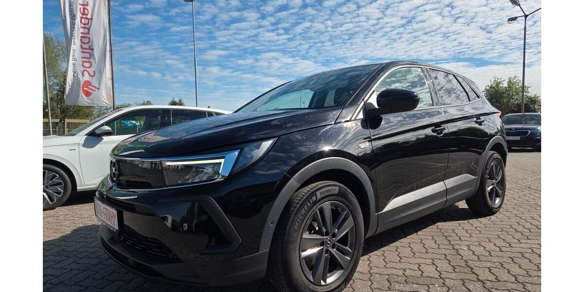 Opel Grandland (X) 119.000 km 16.990 &euro; Wittenberge 19322
