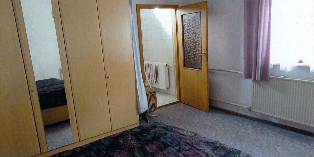 Einfamilienhaus Sachsenbrunn Stelzen - 6 Zimmer, 170 m&sup2;, 69.000&euro; | Angebot:25668296