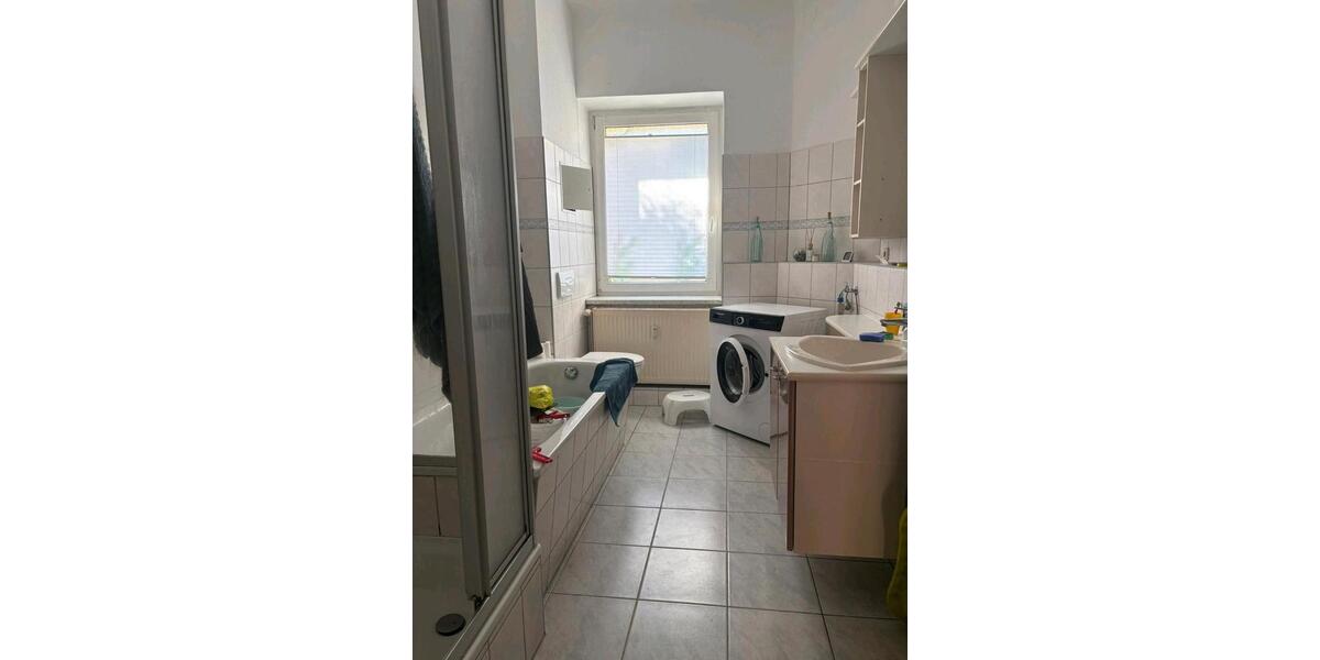 Erdgeschoßwohnung Cottbus - 2 Zimmer, 63 m&sup2;, 657&euro; | Angebot:25342232